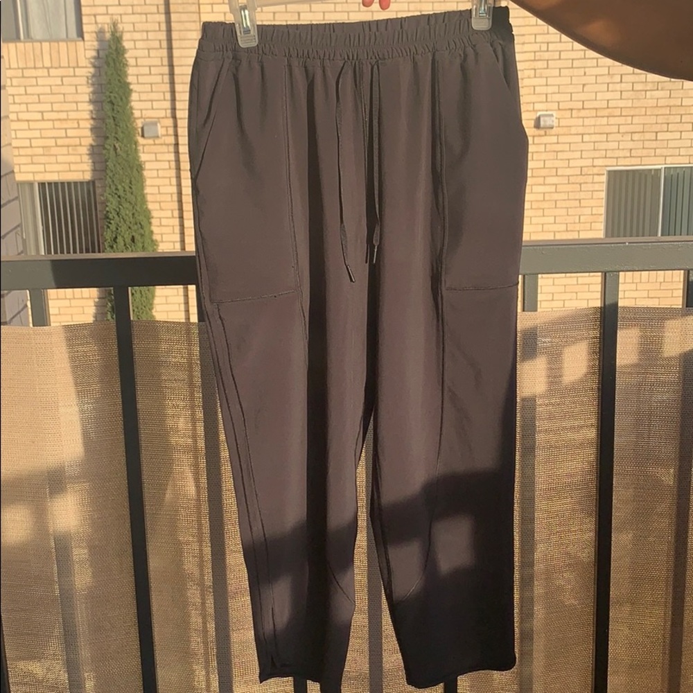 lululemon swift crops